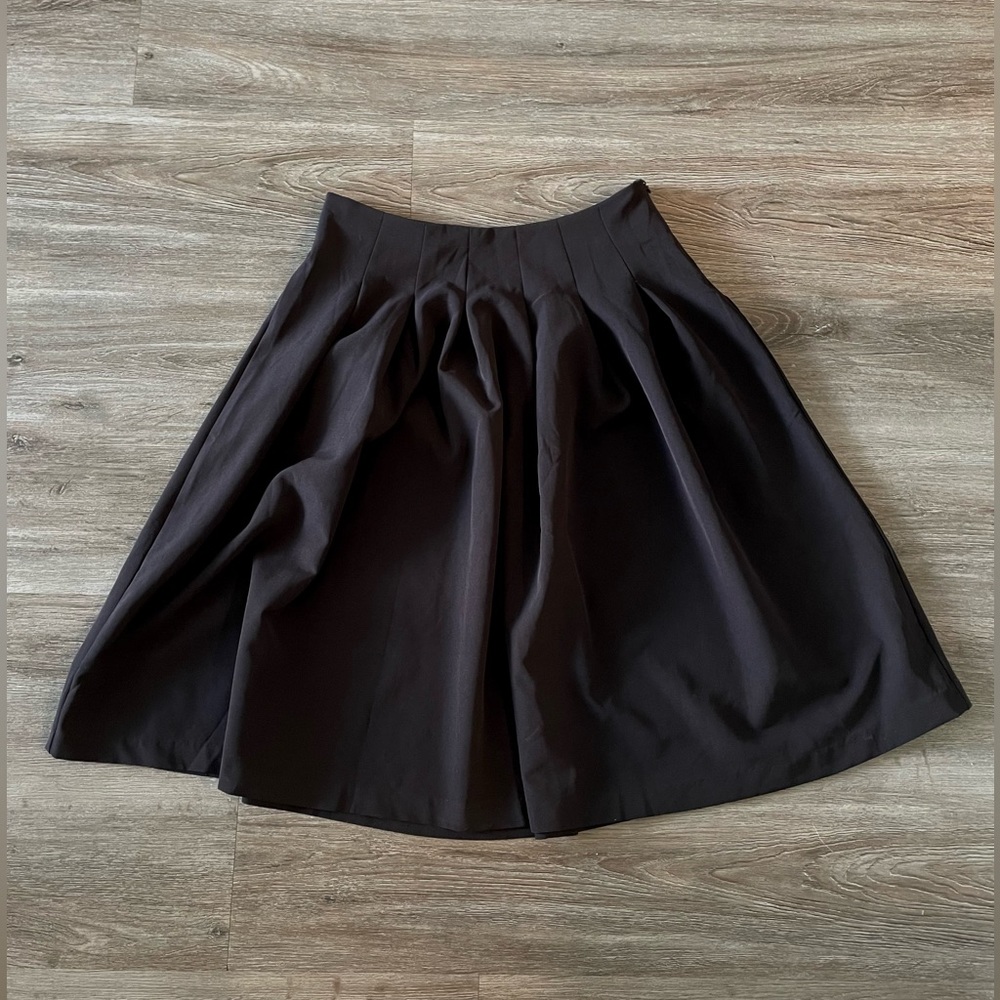 Black midi skirt